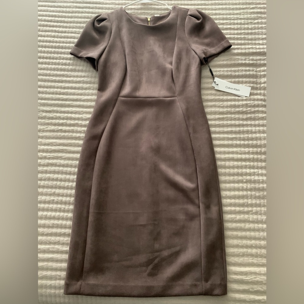 Calvin Klein woman’s sheath silhouette and tulip sleeve dress, size10